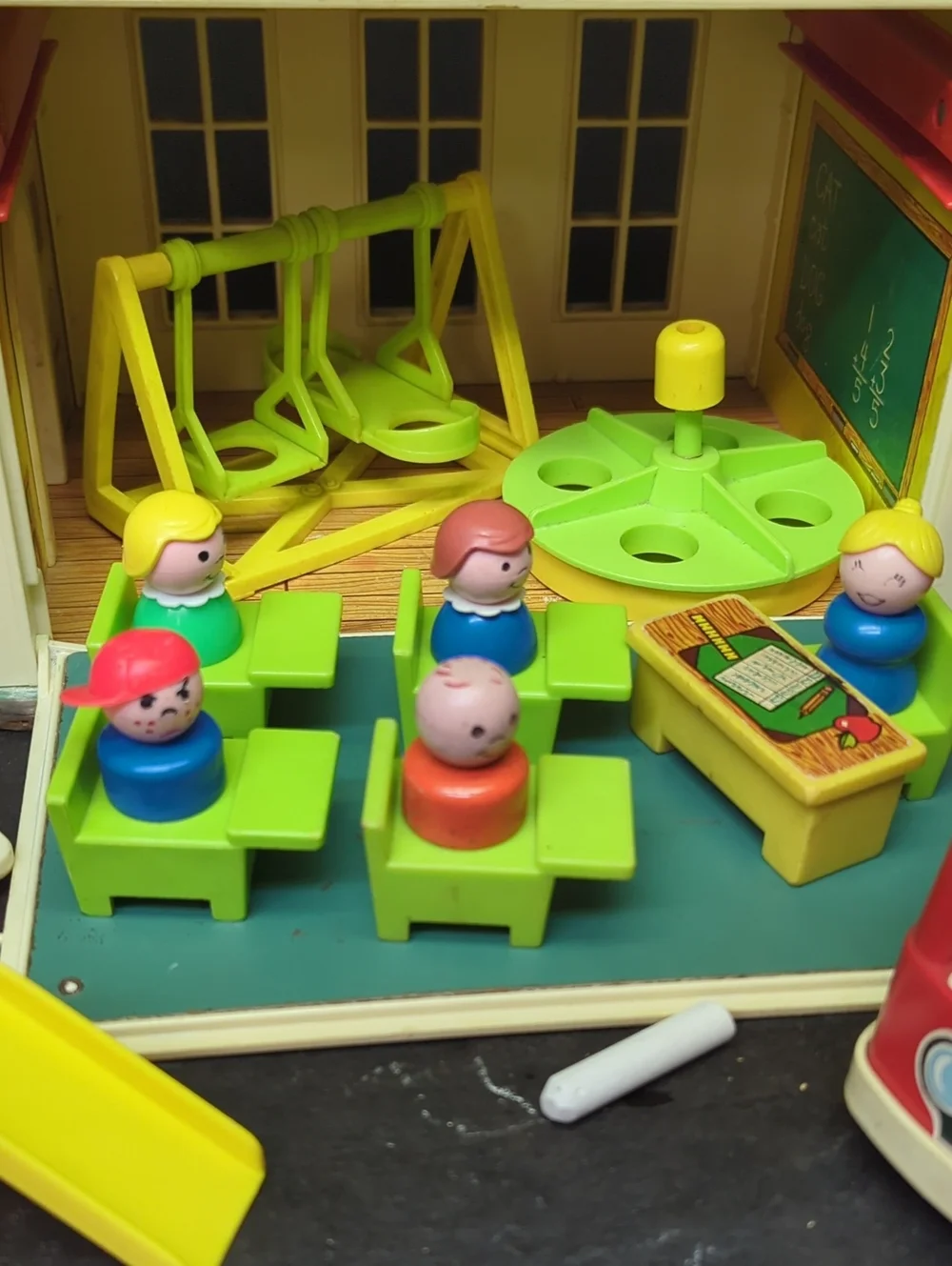 Set19)#923	 Little‎ People Play Family School 1971 w/extras set/trays/bus